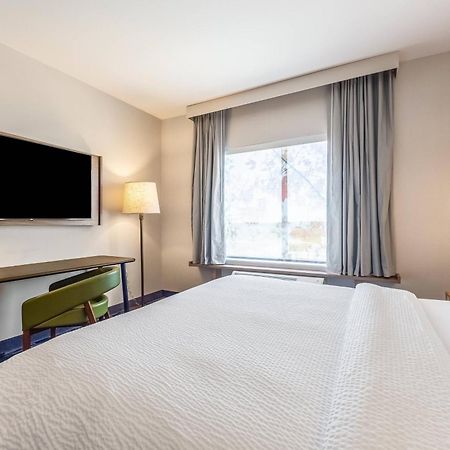 Fairfield Inn & Suites Dallas Arlington South Экстерьер фото